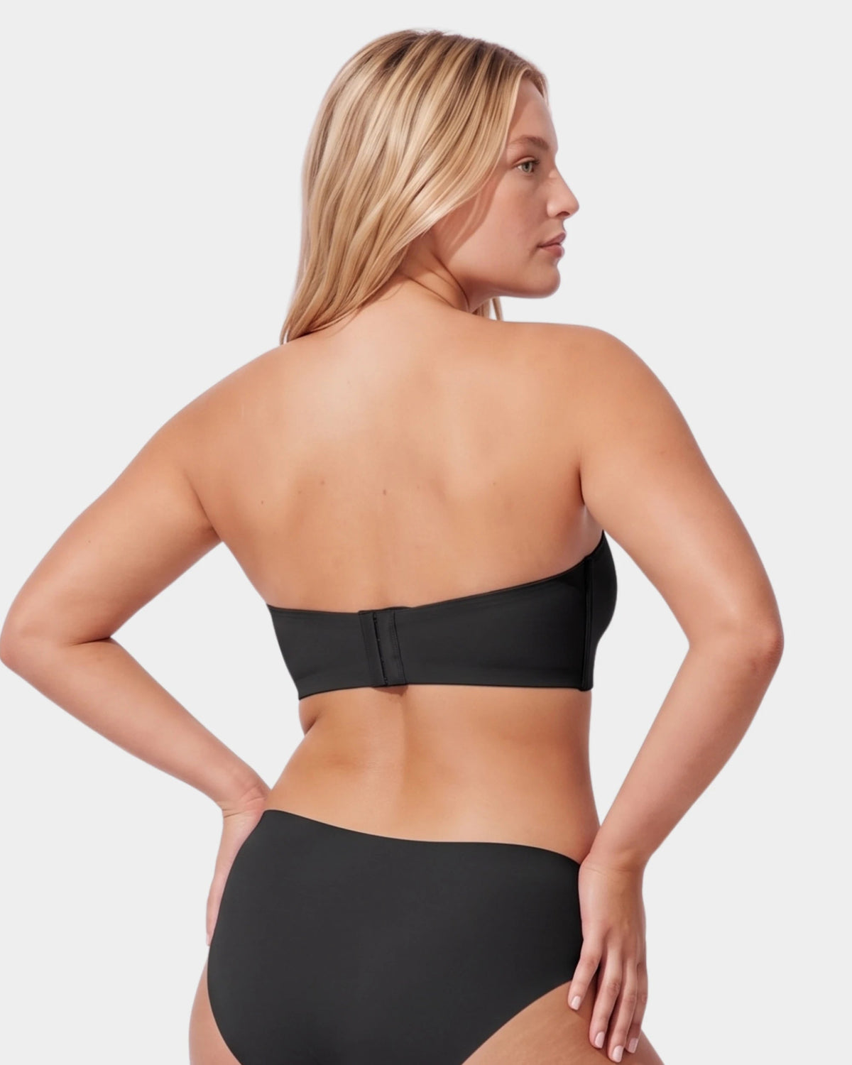 PLERIVA Molded Strapless Underwire Bandeau in Black, back view showing the hook-and-eye closure