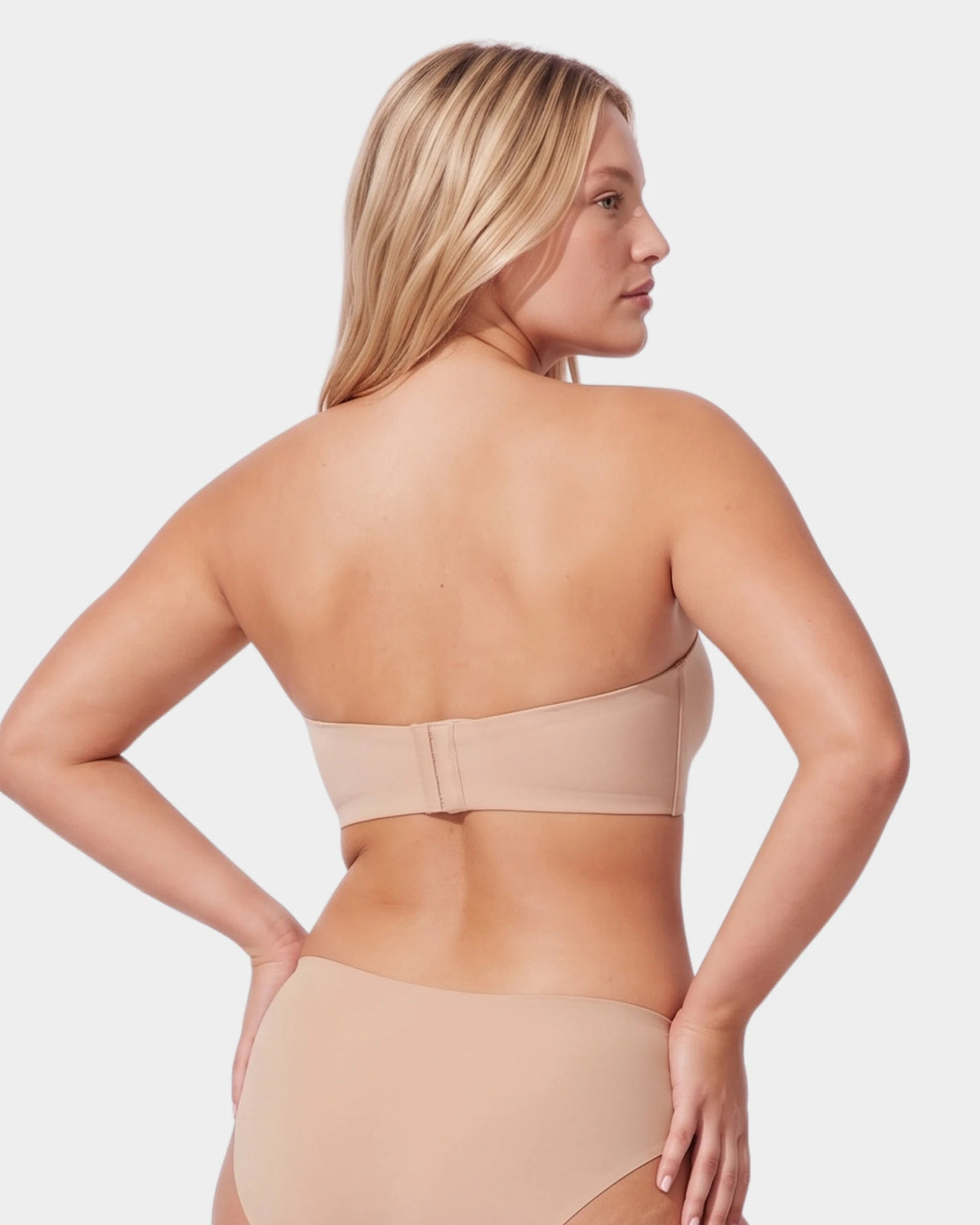 PLERIVA Molded Strapless Underwire Bandeau in Nude, back view showing the hook-and-eye closure