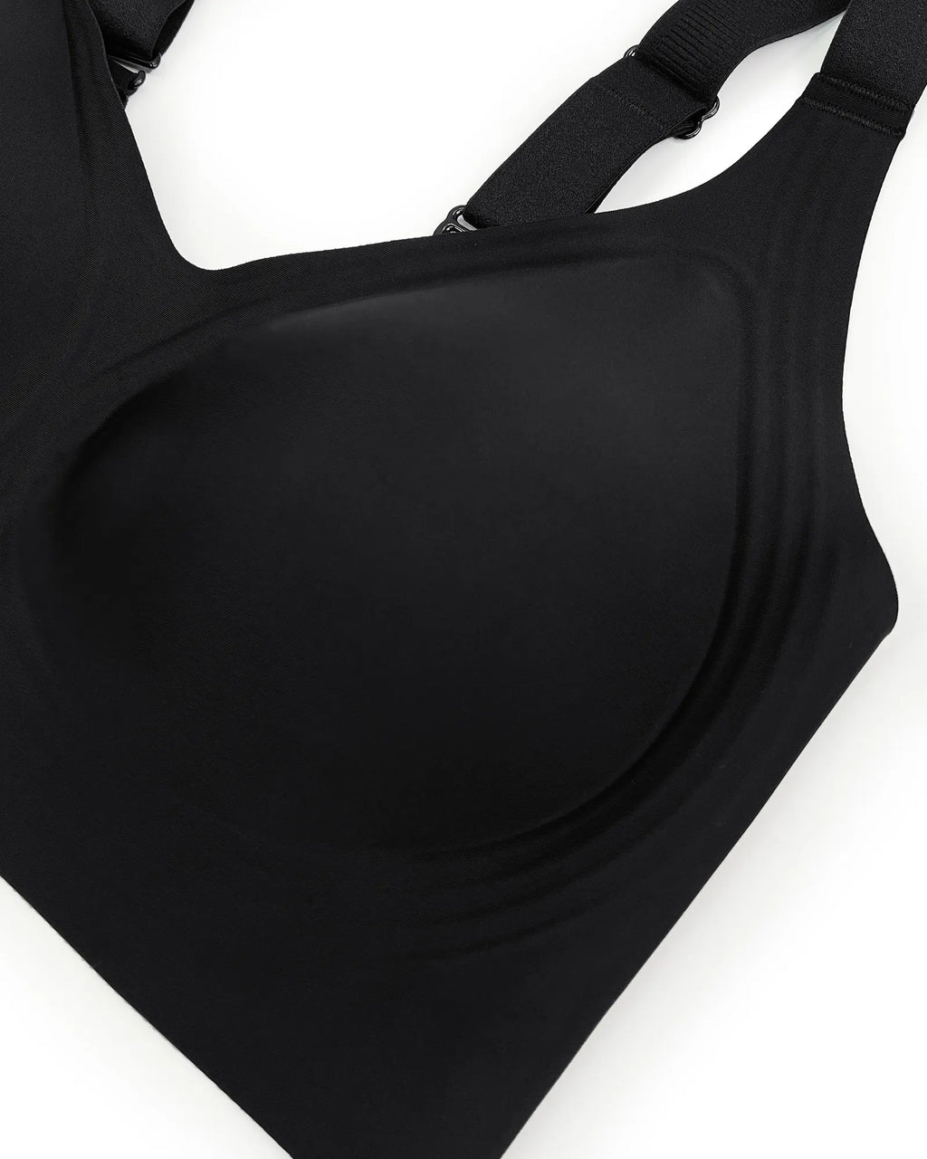 PLERIVA Seamless Wireless Full Coverage Lift Bra in Black, close-up of the molded cup and strap