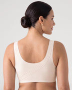 PLERIVA Smooth Back Full Coverage Wireless Bra in White, back view showing the smooth back