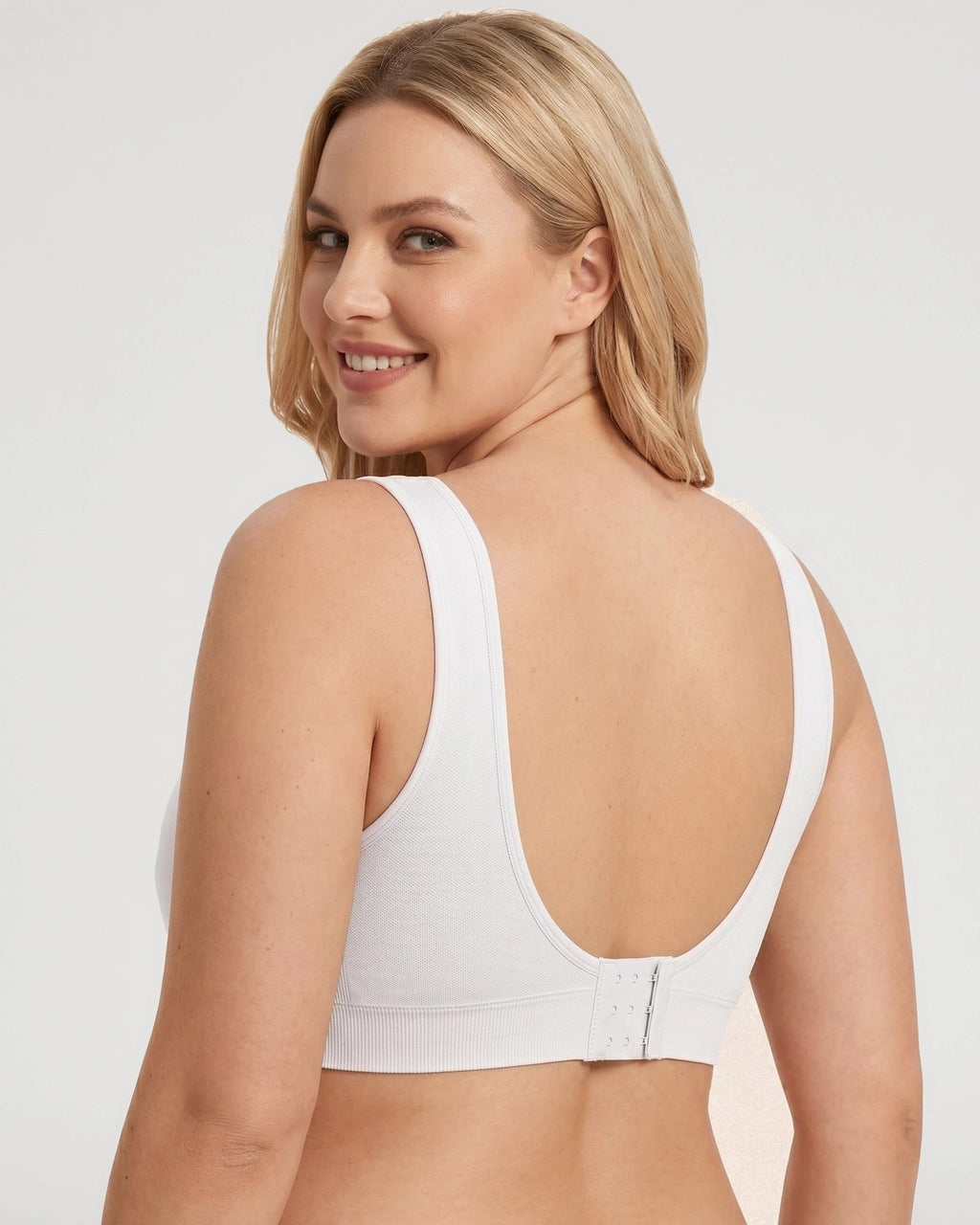 PLERIVA U-Back Wireless Lift and Coverage Bra in White, back view showing the U-back