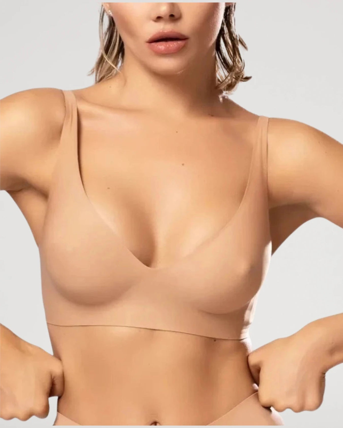 PLERIVA Wireless Contour Detail Lift Bra in Dark Nude, close-up showing the stretch of the band