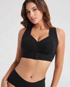 PLERIVA Wireless Posture Bra with Front Closure in Black, close-up of the front hook closure