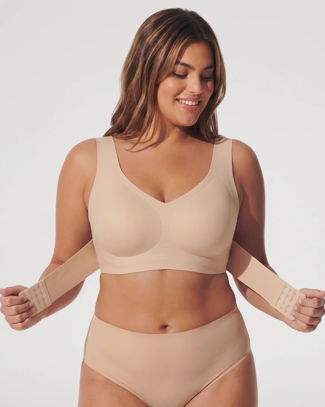 PLERIVA Wireless Posture Bra with Front Closure in Nude, front view with the front band open